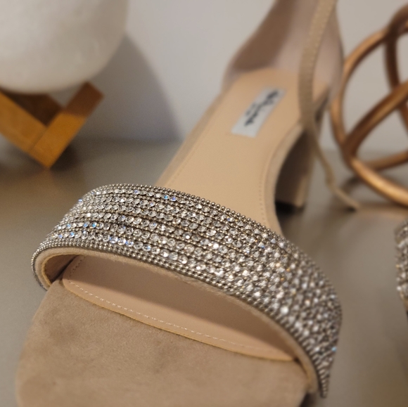 Eloise Ankle Strap Sandal NINA - Picture 8 of 11